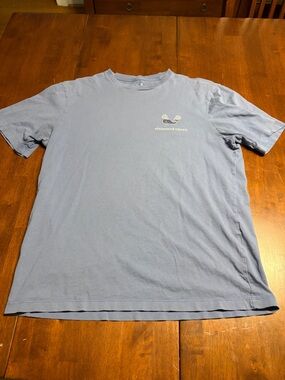 Vineyard Vines Men’s Light Blue Short Sleeve Tee with Whale Logo